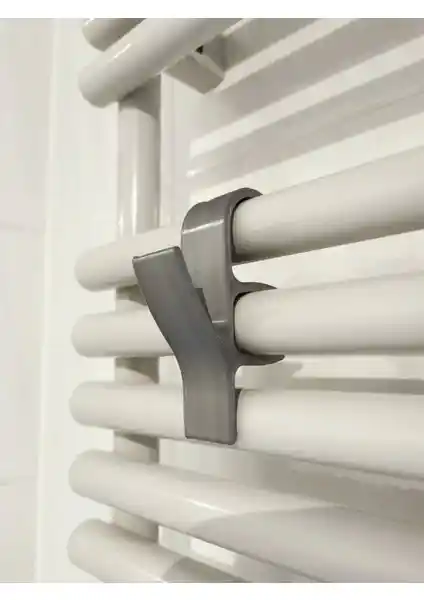Mosilla ve Titiz P-239 Havlupan Askısı Karşılaştırması: Hangi Ürün Banyo İçin Daha Uygun?