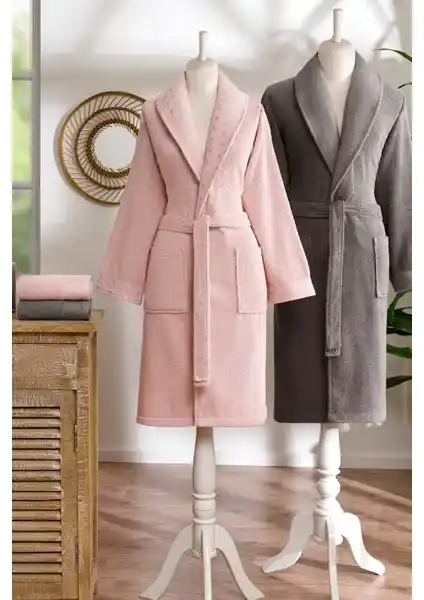 Özdilek Point Happy ve Soft Leaf Aile Bornoz Setlerinin Karşılaştırması ve Özellikleri