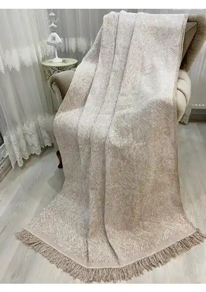 Özlü Home ve Teksnil Home Koltuk Örtüsü Karşılaştırması ve Seçim Rehberi