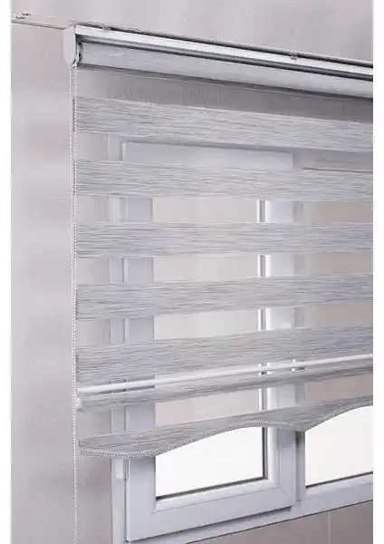 Perde Karşılaştırması: Bizden Perde Brillant Etekli Gri Bambu ve Story Perde Soft Bamboo Gri Zebra