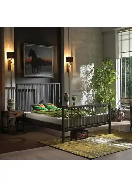 Unimet Breeze ve Falez Ferforje Çift Kişilik Yatakların Karşılaştırması