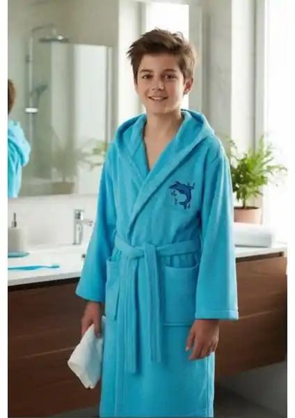 Hera Textile Kapüşonlu Bornoz ile Philippus Bukle Genç Kapüşonlu Bornoz Karşılaştırması