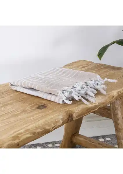 Homedius Alagra Bej 100x170 cm ile Varol Büşra 90x180 cm Pamuk Peştamal Karşılaştırması