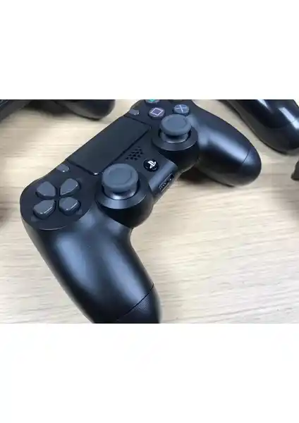 Sony PS4 Dualshock 4 V2 Kontrolcü İncelemesi ve Kullanıcı Yorumları