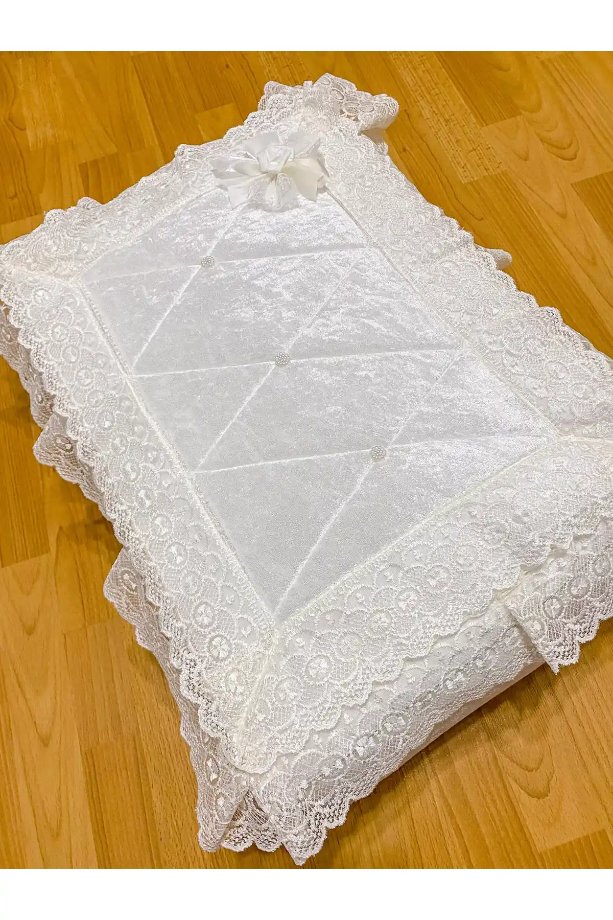 AYHANHOME Kadife Fransız Güpürlü Bohça: Estetik ve Dayanıklı Gelin ve Nişan Bohçası