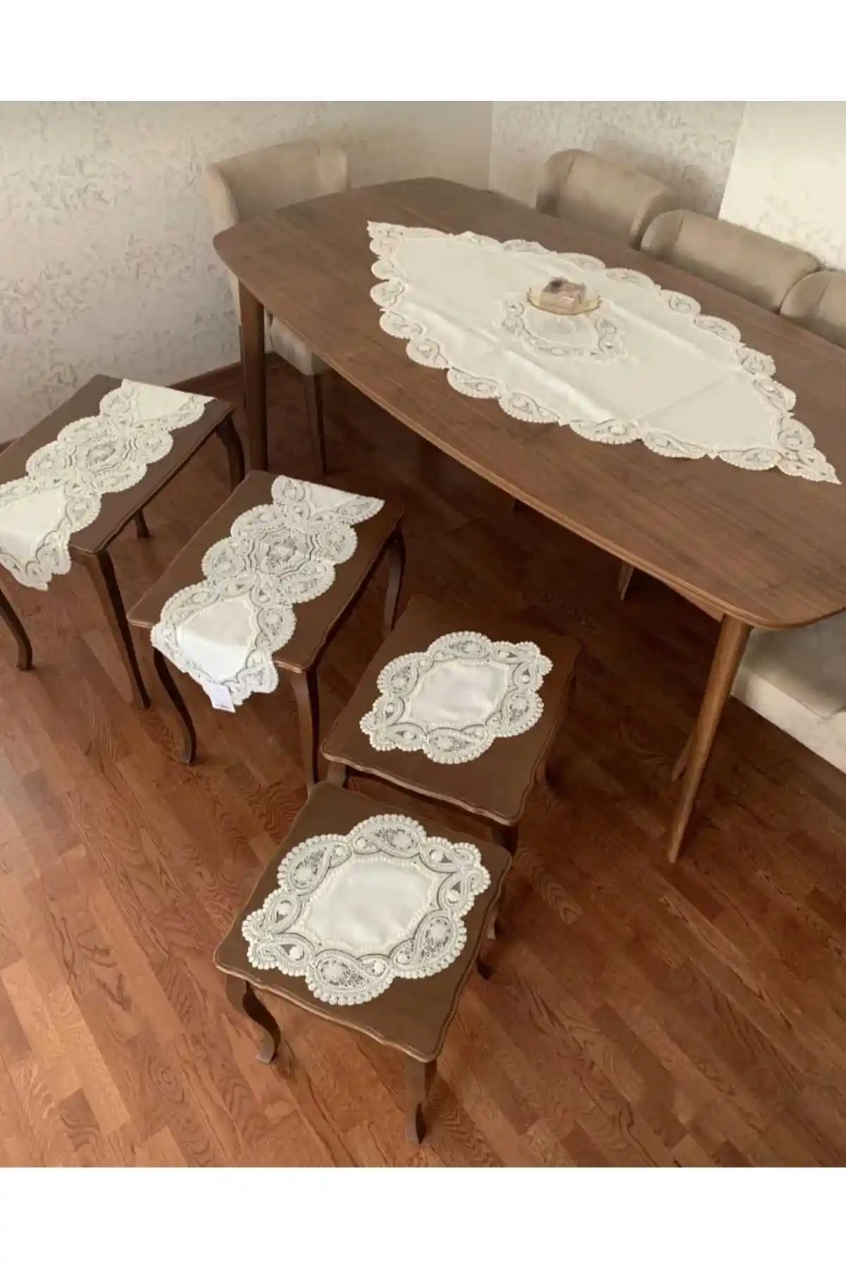 Bursa Çeyiz 5 Parça Salon Takımı Masa Örtüsü Runner Seti Modern ve Şık Tasarım