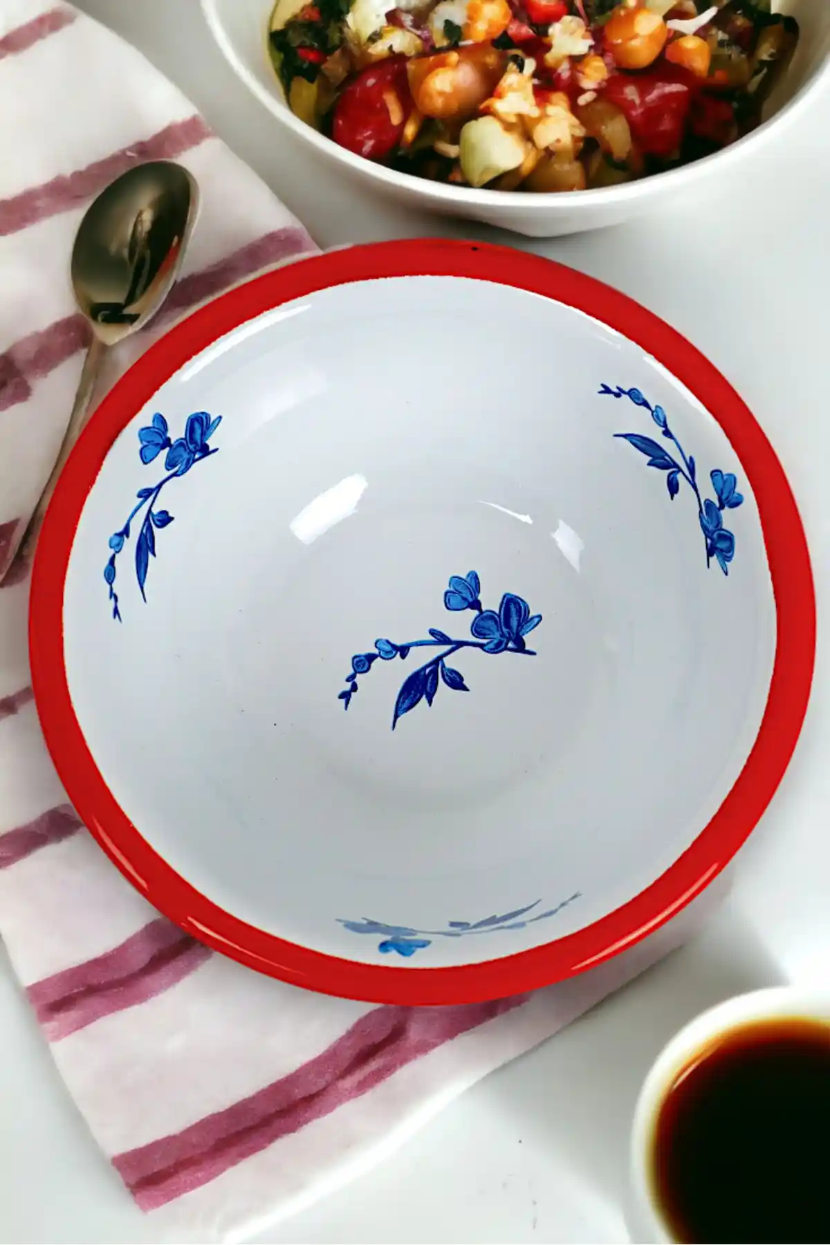 İnci Emaye 13 No Emaye Kase: Dayanıklı ve Şık Mutfak Gereçleri