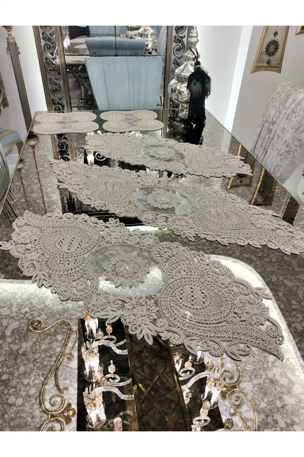 NeuBella Home Lüks Boncuklu Runner ve Masa Örtü Takımı Ev Dekorasyonunu Zenginleştirir