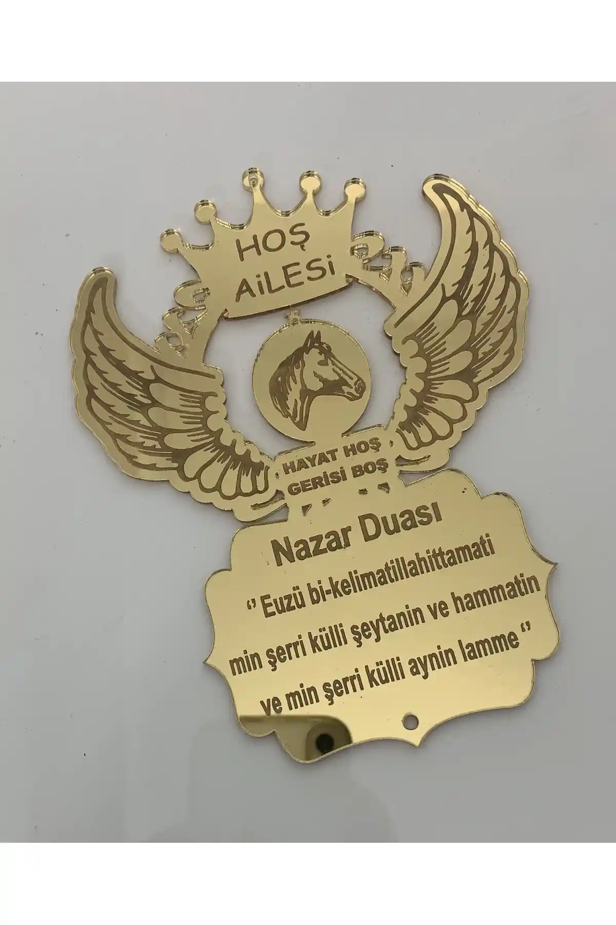 Plexim Kişiye Özel Altın Renk Araba Süsü: Estetik ve Dayanıklılık Bir Arada