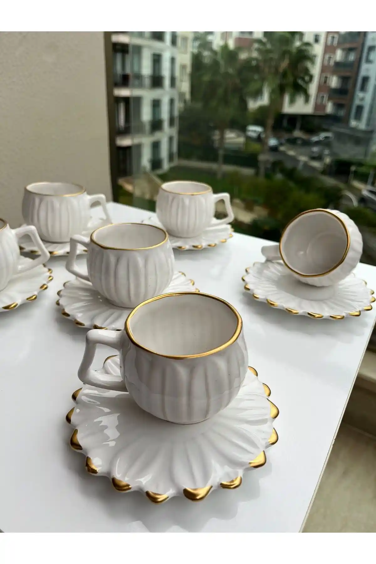 Ariana Style 12 Parça 6 Kişilik Yaldızlı Papatya Türk Kahve Fincan Takımı Modern Tasarım