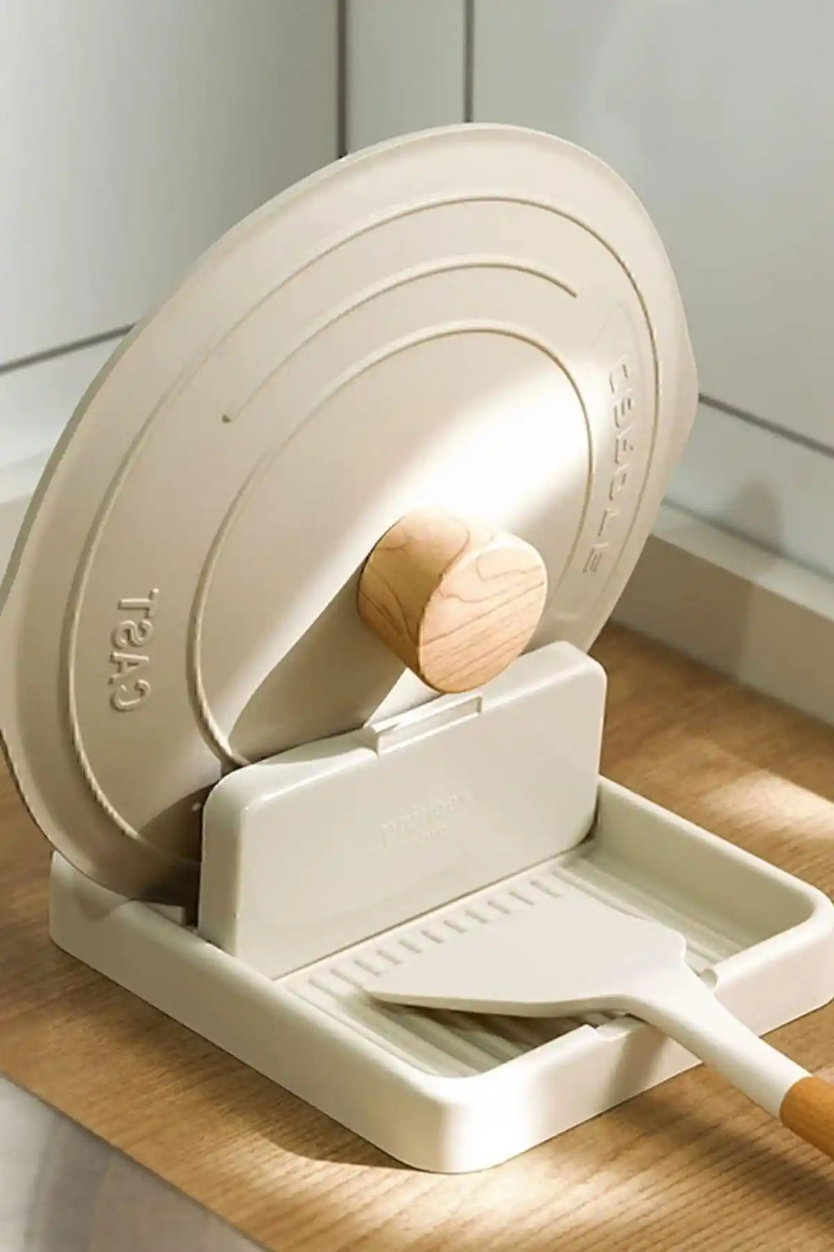 Valletta Nassau Çoklu Kepçe, Kaşık ve Kapak Tutma Aparatı ile Mutfak Düzeni Sağlayın