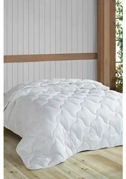 Varol Tek Kişilik Microfiber Yorgan: Hafif, Antibakteriyel ve Konforlu Uyku Çözümü