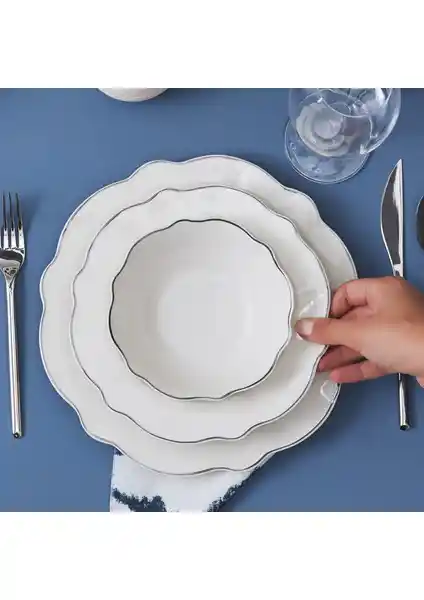 Karaca Daisy Platinum Kayık Tabaklı 27 Parça Porselen Yemek Takımı Şık ve Dayanıklı Tasarım