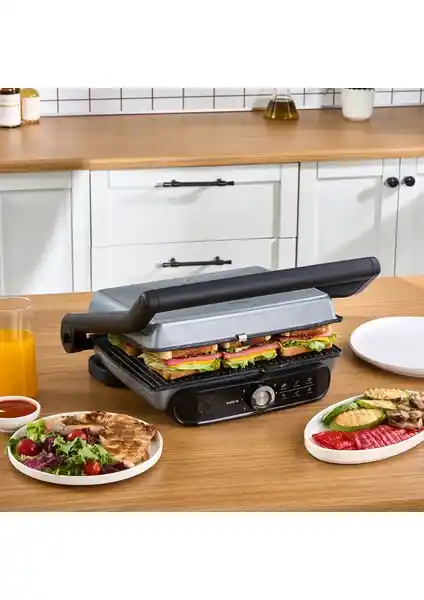 Karaca Gastro Grill Pro 2400W Izgara ve Tost Makinesi: Çok Fonksiyonlu Mutfak Aleti