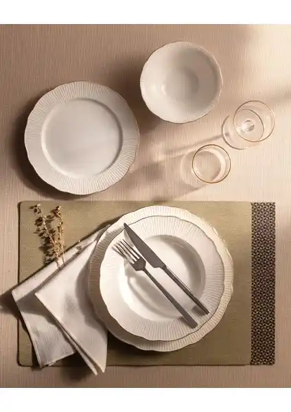 Madame Coco Delron Altın Yalızlı 6 Kişilik 24 Parça Şık ve Dayanıklı Yemek Takımı