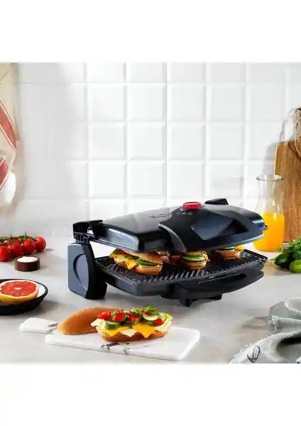 Schafer Start 1600 W Siyah Tost Makinesi: Hızlı Isınma ve Geniş Kapasite Özellikleri