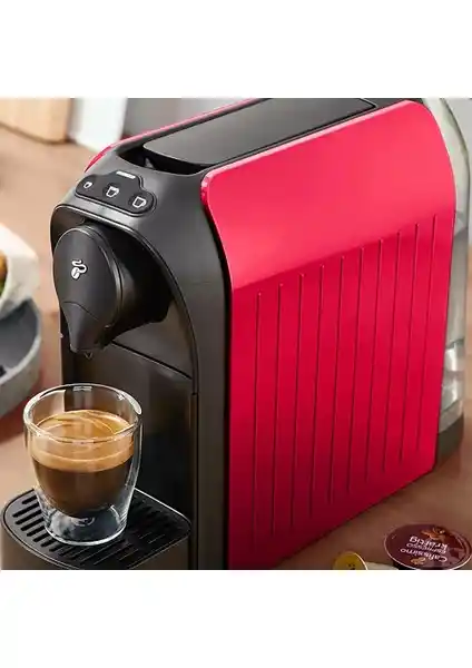 Tchibo Cafissimo Easy Kapsüllü Kahve Makinesi: Evde Pratik ve Şık Kahve Deneyimi