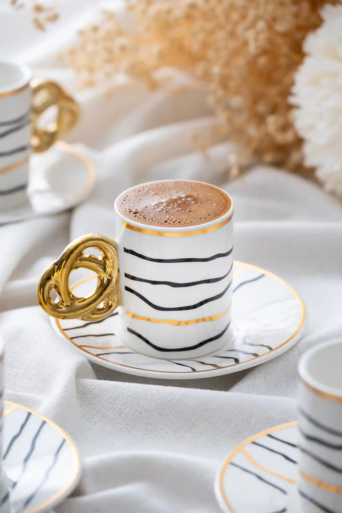 ACAR Lucetta 6 Kişilik Porselen Kahve Fincanı Takımı Modern ve Dayanıklı Tasarım