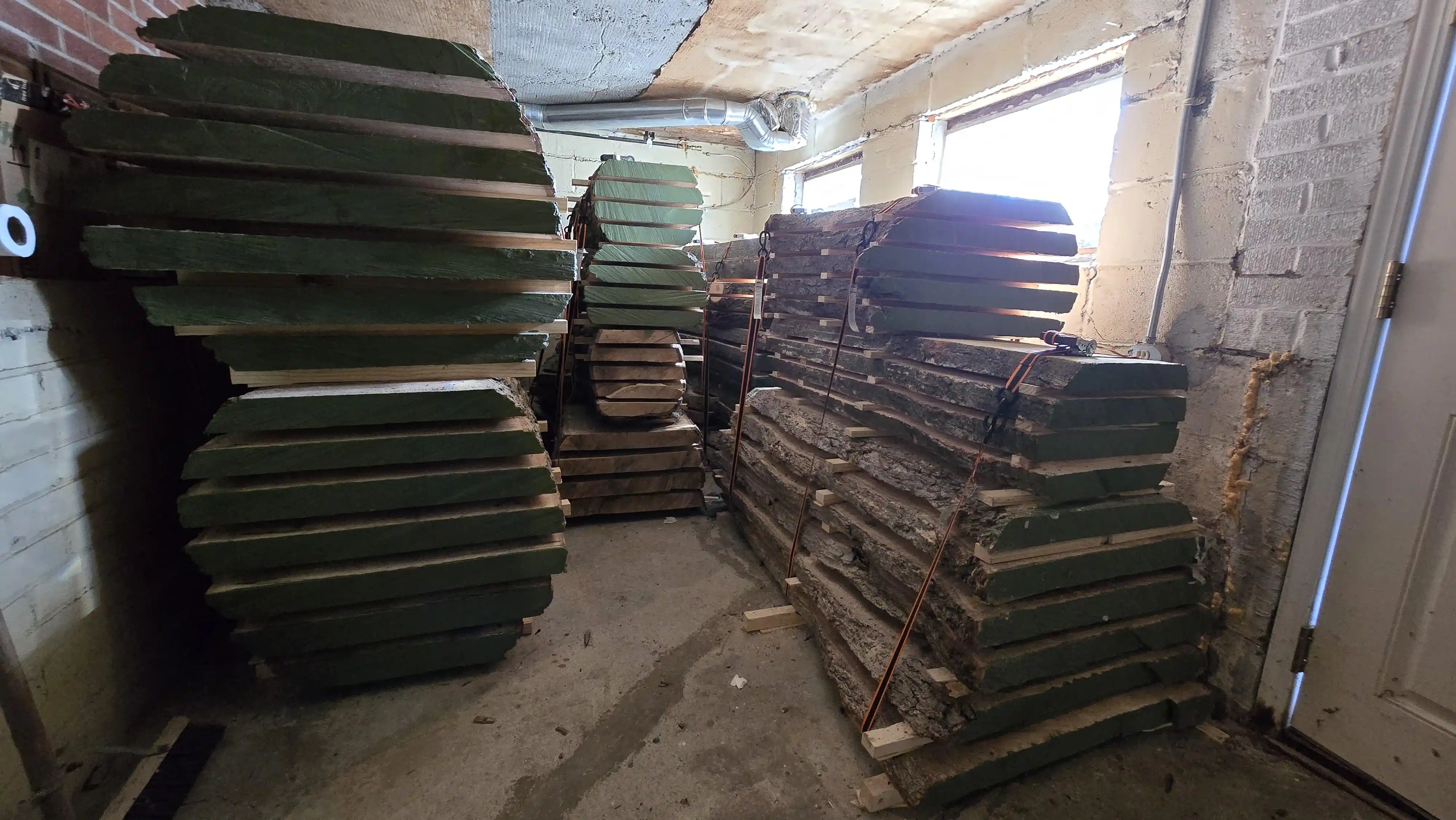 Ağaç Kurutma Sürecinde Kabukların Çıkarılması ve Uzun Süreli Kurutma Yöntemleri