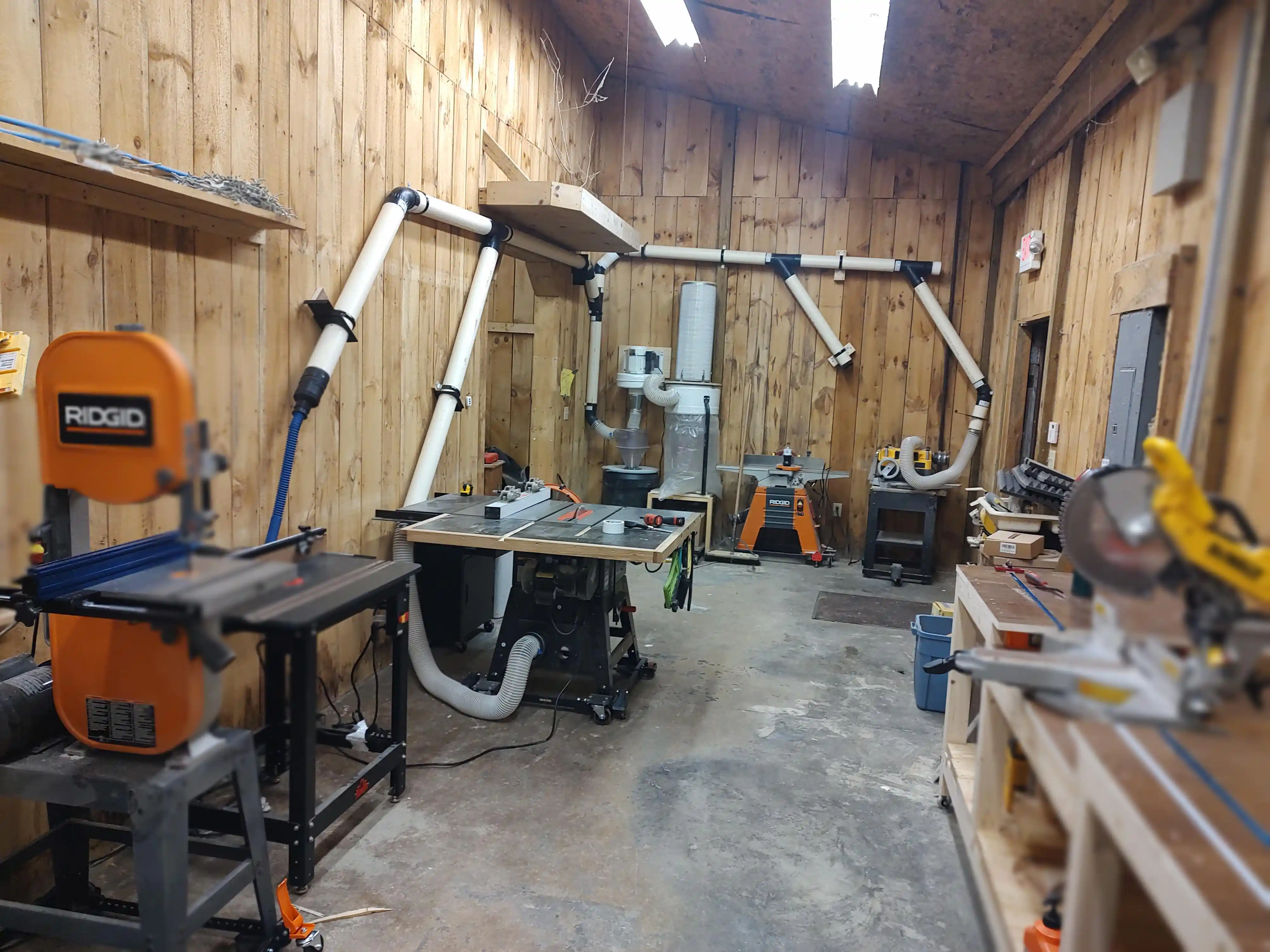 Ahşap İşçiliğinde Entegre Toz Toplama Sistemleri ve Atölye Verimliliği Artışı