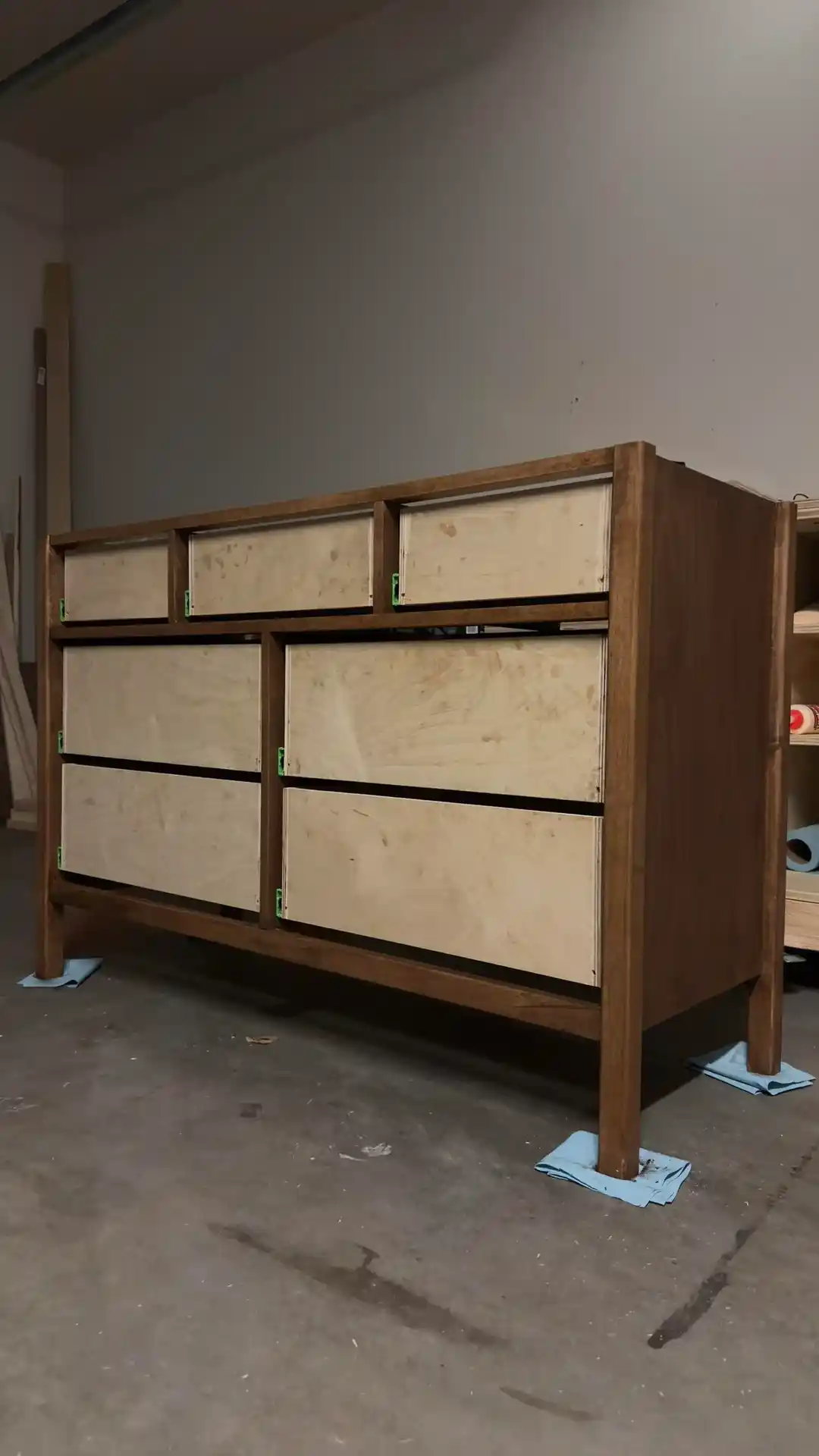 Akçaağaç Ahşabında Boyama ve Cila Teknikleri ile Renk Tutma Sorunlarının Çözümleri