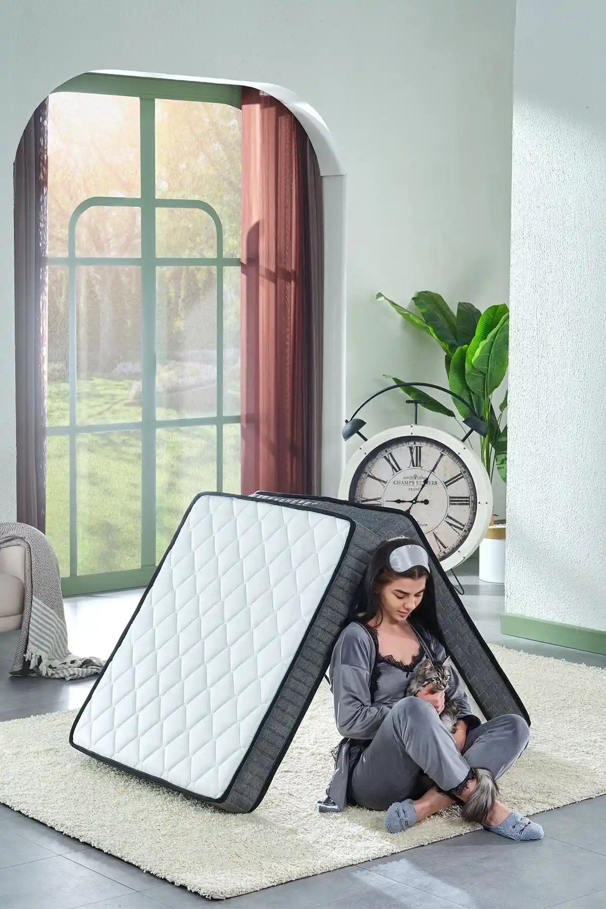 Bera Yatak Ultra Deluxe Gri Katlanır Yatak: Dayanıklı, Konforlu ve Pratik Kullanım Özellikleri