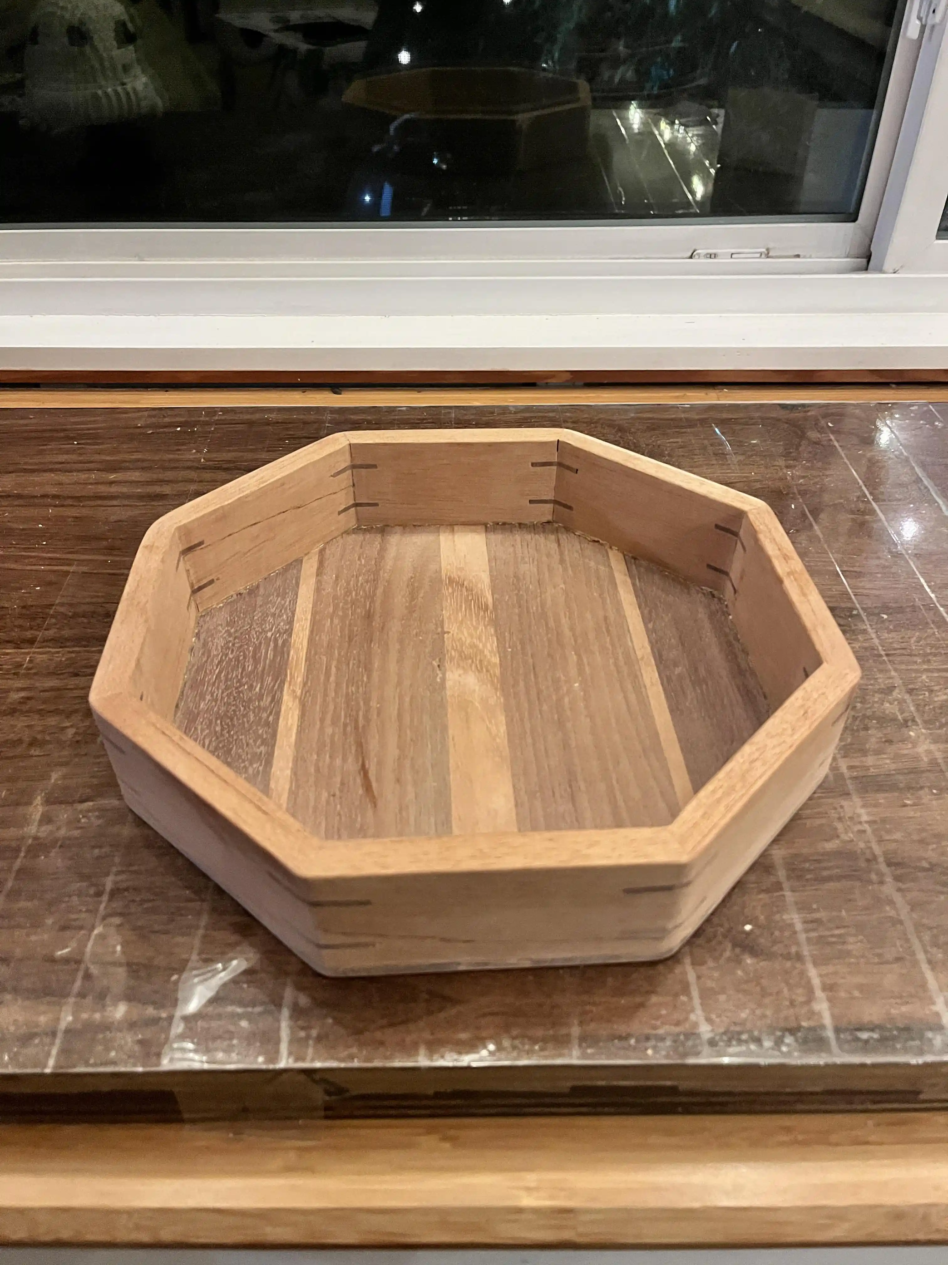 Ceviz ve Kiraz Ahşap Zarlarında Doğru Bitirme Teknikleri ve Yüzey Hazırlığı