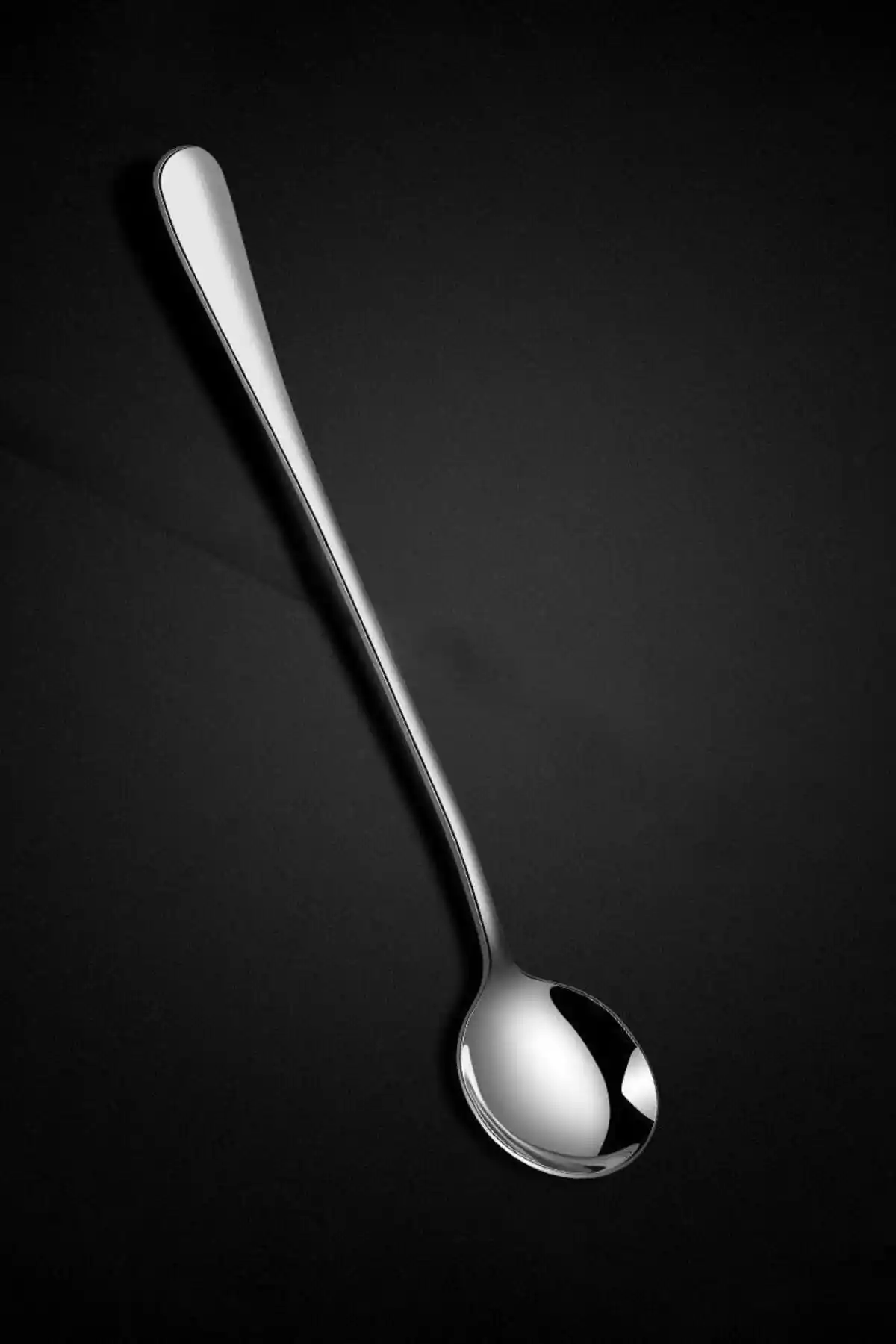 Chavin 1010 Çelik Tatlı Kaşığı 18 cm Uzunlukta Dayanıklı ve Estetik Tasarım