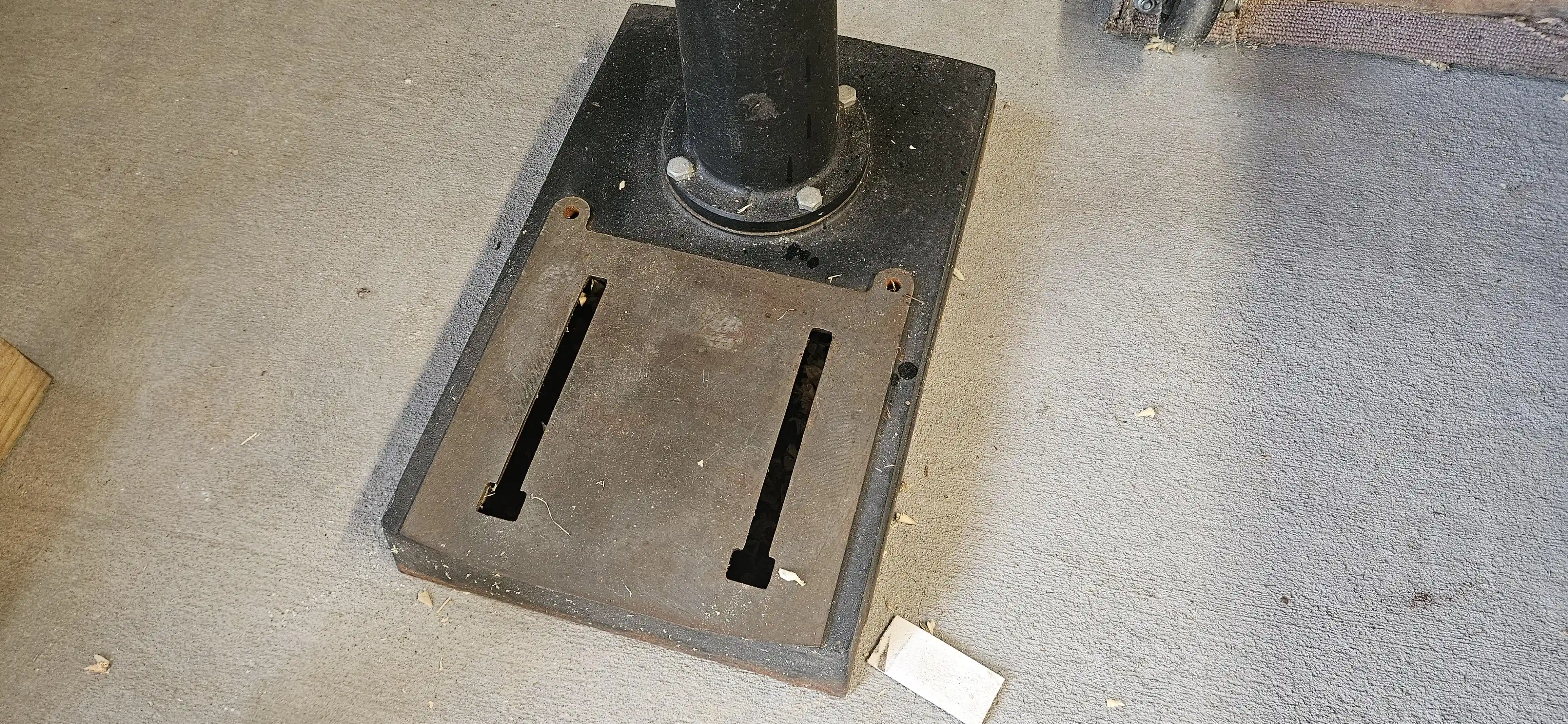 Delta 14-070 Matkap Tezgahındaki T Yuvalarının İşlevleri ve Kullanım Alanları