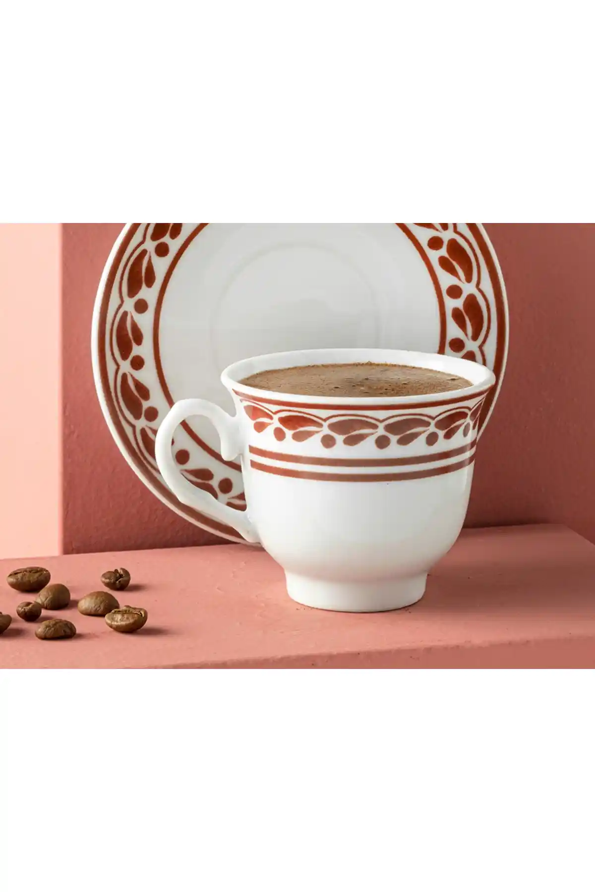 English Home Axis Porselen 4 Parça Kahve Fincan Takımı Estetik ve Fonksiyonellik Sunar