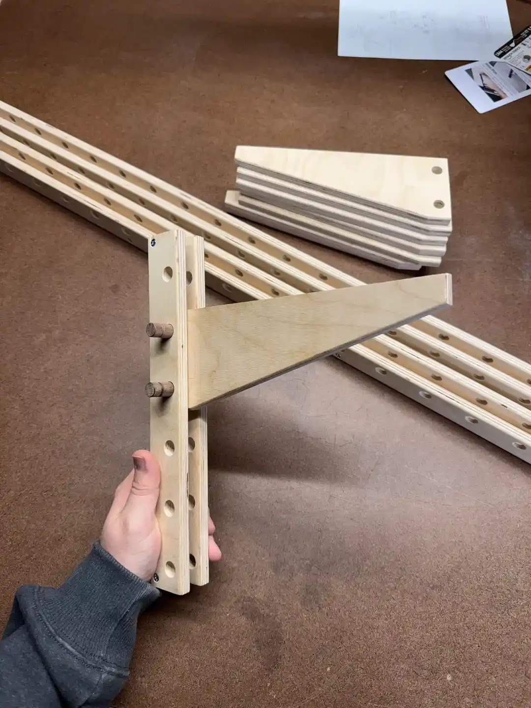 General Finishes Arm-R-Seal Verniğinin Ahşap Dowel ve Delik Toleranslarına Etkisi ve Uygulama Önerileri