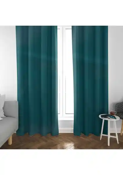 Mr. Stock Blackout Perde: Modern Tasarımı ve Üstün Fonksiyonelliğiyle Işık Kontrolü Sağlar