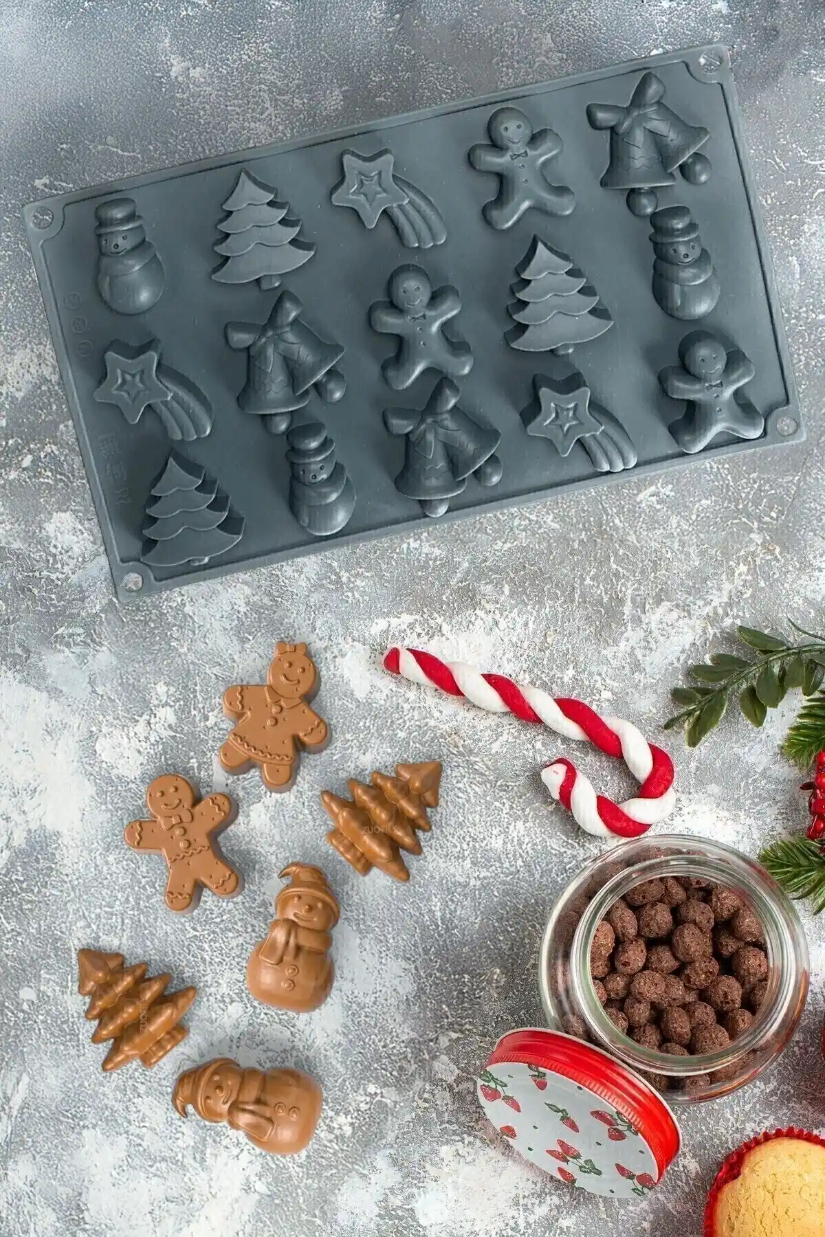 Parti Temalı Silikon Çikolata Kalıbı Yılbaşı ve Doğum Günü Dekorasyonları İçin