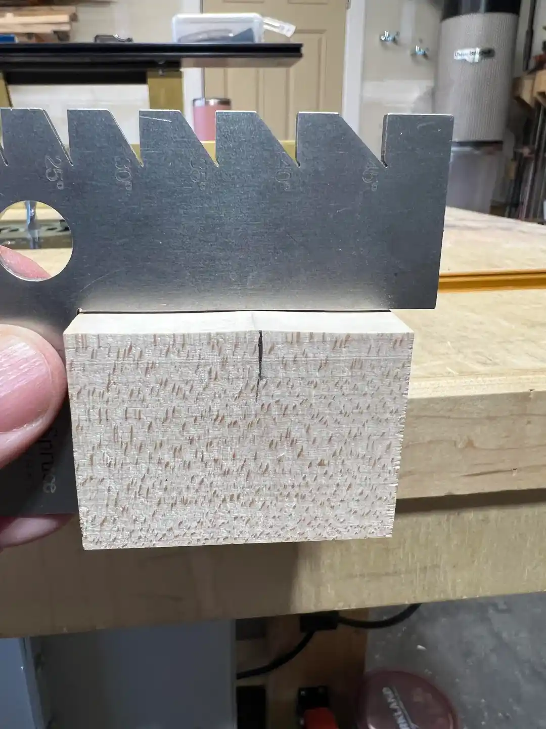 Router ile Kesimlerde Oluşan Konveks Yüzey Problemi ve Çözüm Yöntemleri