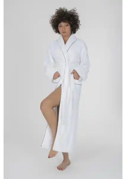 Varol Biyeli Şal Yaka Bambu Bornoz: Hafif ve Doğal Malzemelerle Konfor Sunan Ürün