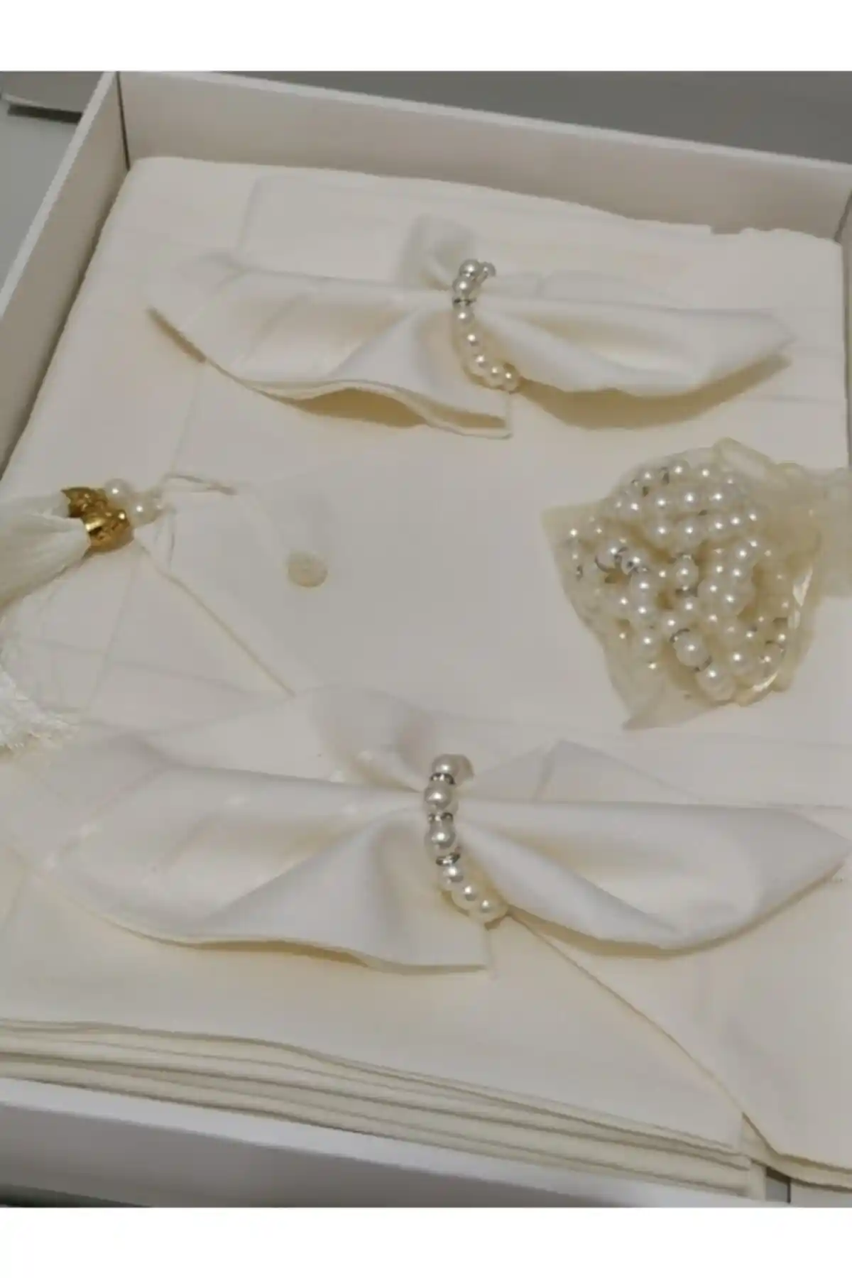 ZeynoÇeyiz Kolber Masa Örtüsü Takımı: Estetik ve Kullanışlı 26 Parça Set