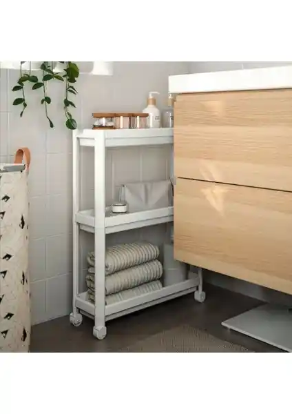 Dar Alanlar İçin Pratik Raf Çözümleri Omaş ve Trend Maison Ürünleri Karşılaştırması