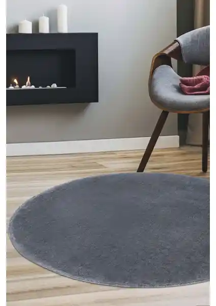 Dijidekor Yuvarlak Post Dokuma Halı ve West Home Modern Kaymaz Halı Karşılaştırması