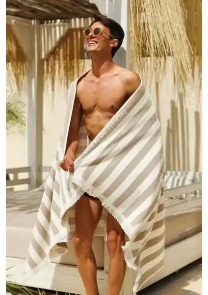 Green Petition Delmor ve Maris Ruby Doğa Dostu Plaj Havlusu Karşılaştırması ve Özellikleri