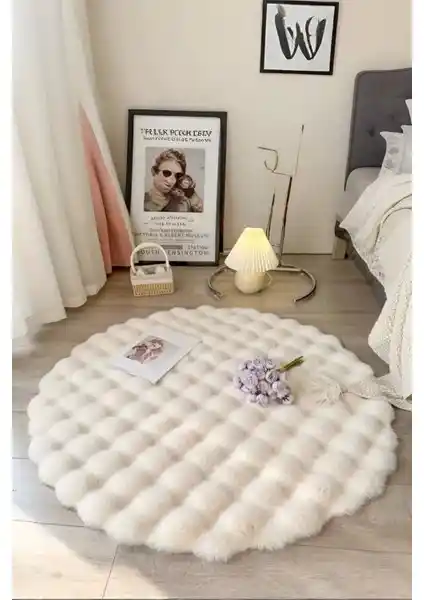 My Evilla ve Lagom Life Peluş Halılarının Karşılaştırması: Özellikler ve Kullanıcı Yorumları