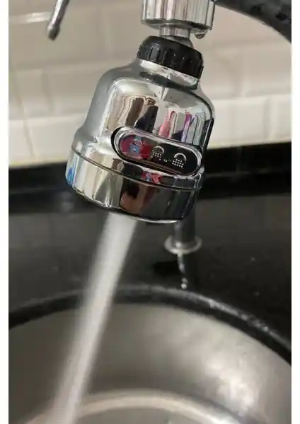 10 Numara Krom 3 Fonksiyonlu Mutfak Lavabo Başlığı: Estetik ve Fonksiyonellik Bir Arada