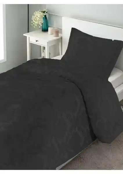 Adella Tek Kişilik Yatak Örtüsü: Şık ve Dayanıklı Pamuklu Ev Tekstil Ürünü