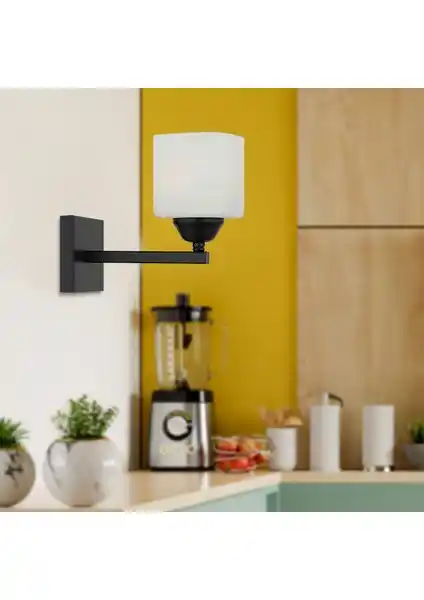 Apliqa Minel Siyah Duvar Lambası: Modern ve Şık İç Mekan Aydınlatma Çözümü