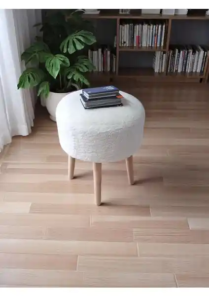 Atlas Teddy Kumaşlı Ahşap Ayaklı Puf: Şık ve Çok Yönlü Ev Dekorasyonu Ürünü