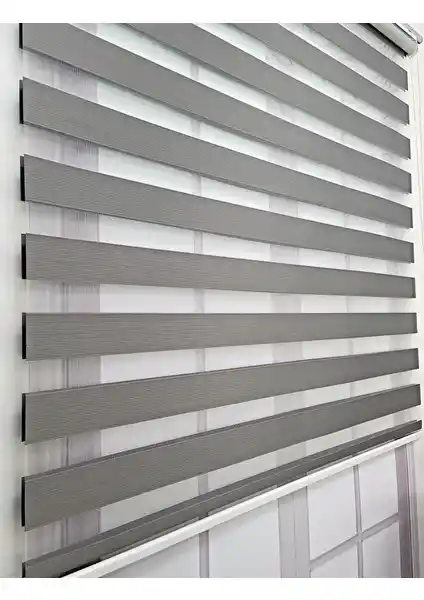 BBB Brillant Zebra Stor Perde Gri MZ510 Modern ve Dayanıklı Tasarım Çözümü