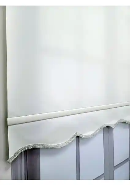 BBB Düz Stor Perde Ekru MS1202: Modern Tasarımı ve Uzun Ömürlü Kullanımıyla Ev ve Ofis İçin Ideaal