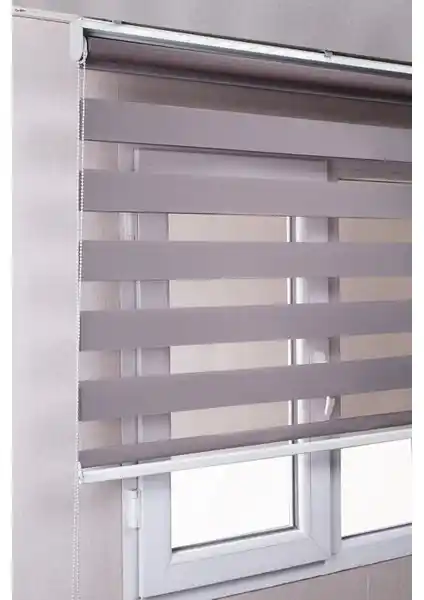 Bizden Perde Gri Renk Zebra Stor Perde: Modern ve Şık Tasarım ile Uzun Ömürlü Kullanım