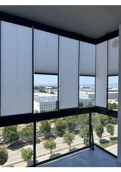 Blind-X Buz Grisi Plise Katlanır Cam Balkon Perdesi - Estetik ve Dayanıklı Tasarım
