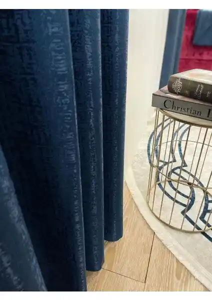 Brillant Elena Model Kendinden Desenli Jakar Zemin Fon Perde Modern ve Şık Tasarım