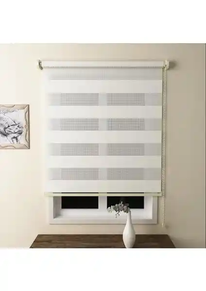 Brillant Stor Zebra Perde Beyaz MZ507: Modern ve Şık Tasarımıyla Fonksiyonel Perde Seçeneği